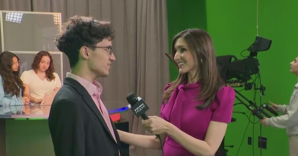 CBS Miami’s Lissette Gonzalez talks television with Miami Arts Studio students