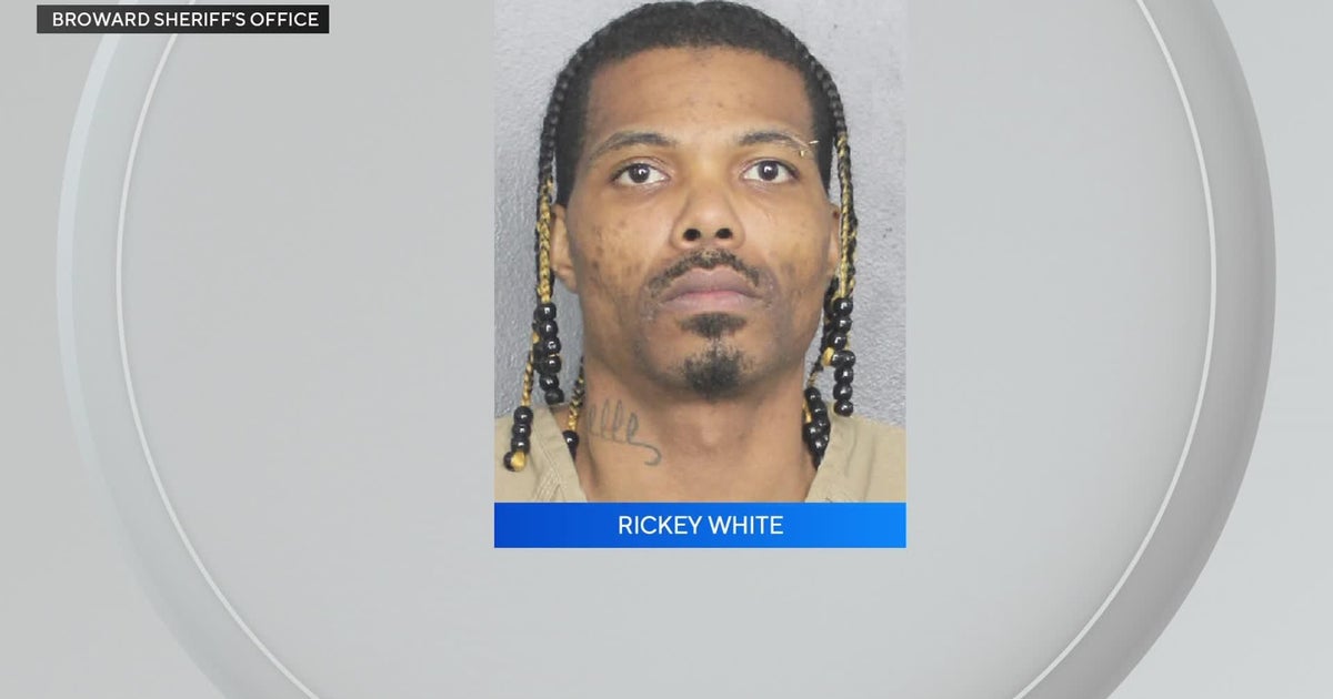 Hollywood man charged in investigation of sports reporter’s death during Super Bowl week Hollywood man charged in investigation of sports reporter’s death during Super Bowl week