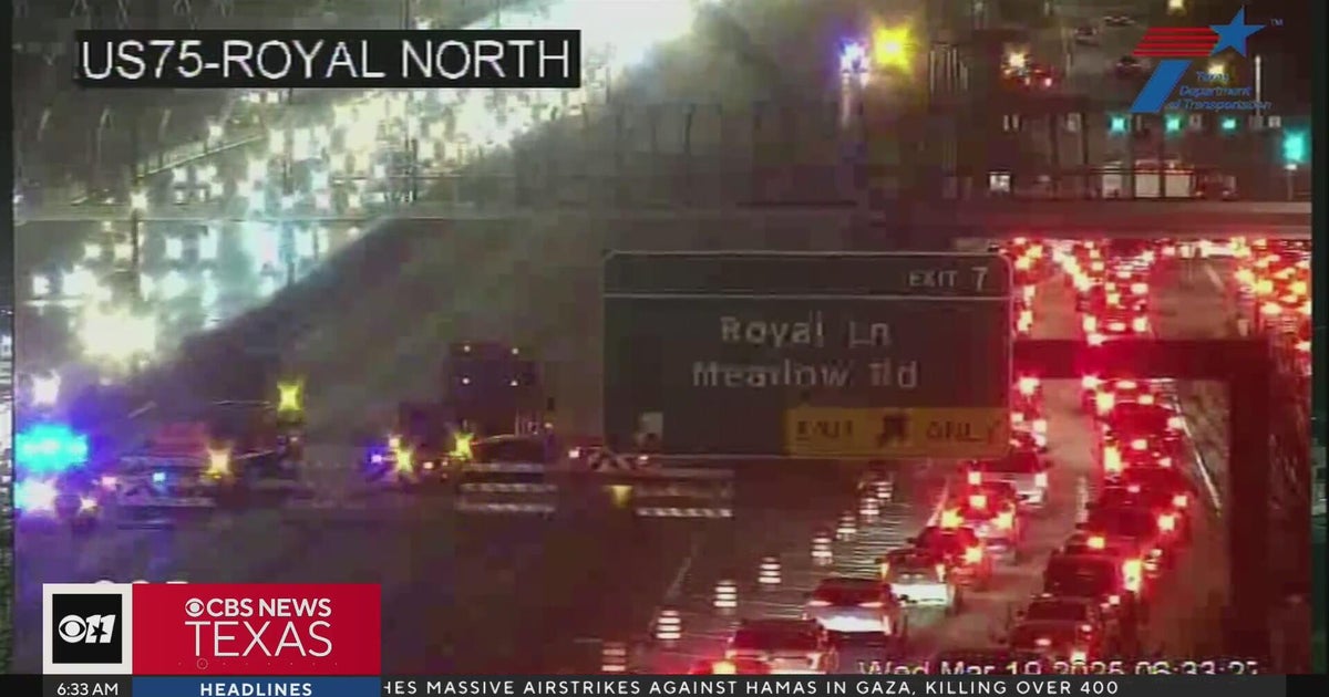 US 75 through Dallas closed due to crash involving pedestrian - CBS Texas
