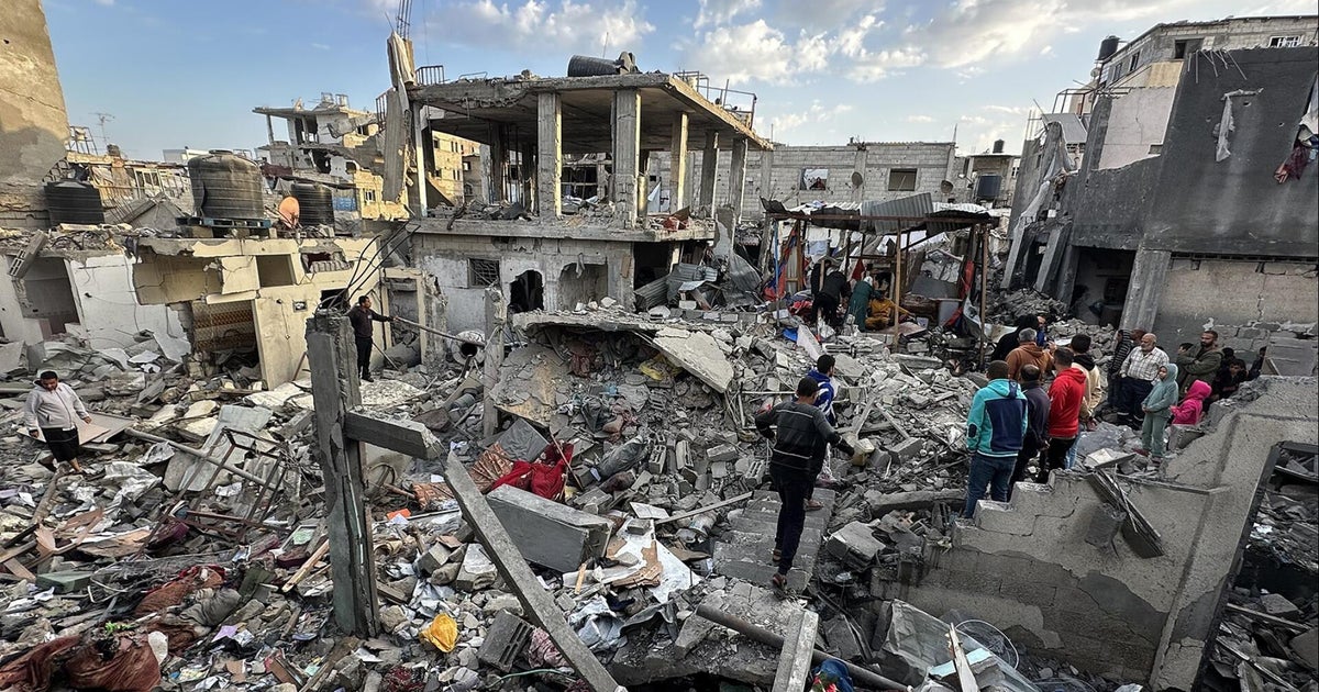 Former CIA official on Israel's latest strikes across Gaza - CBS News