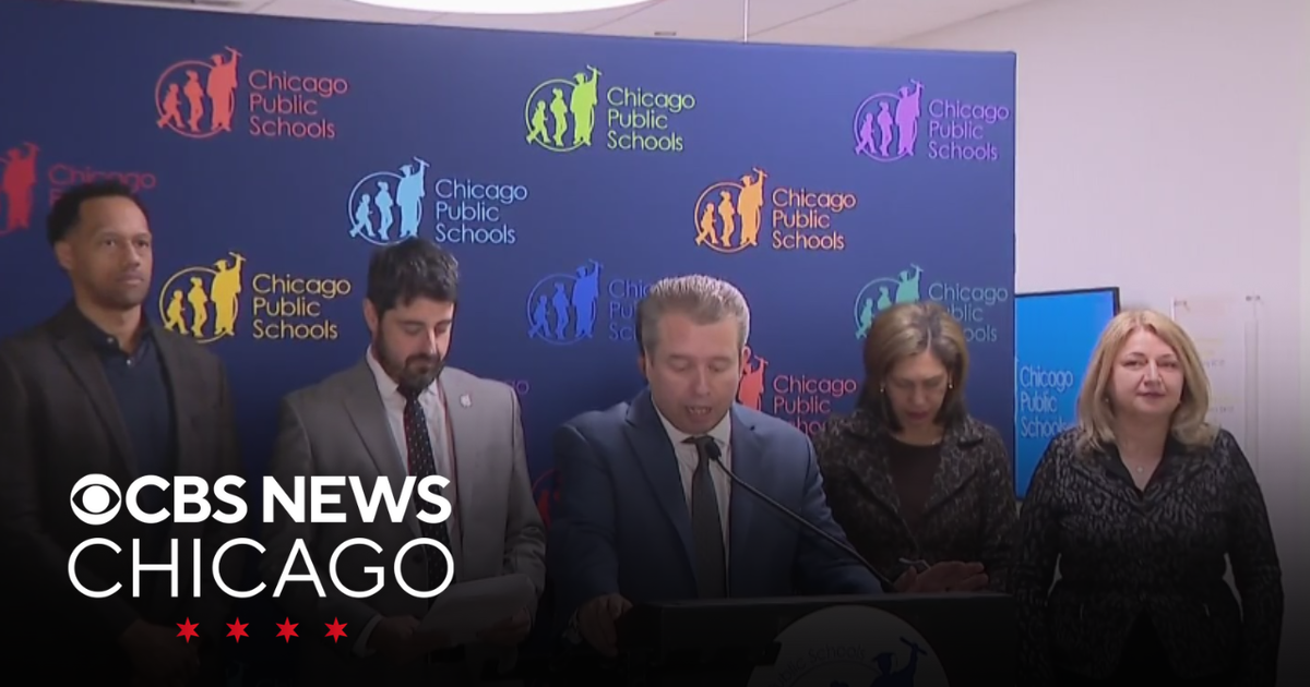 Vote on Chicago Public Schools budget amendment pulled - CBS Chicago