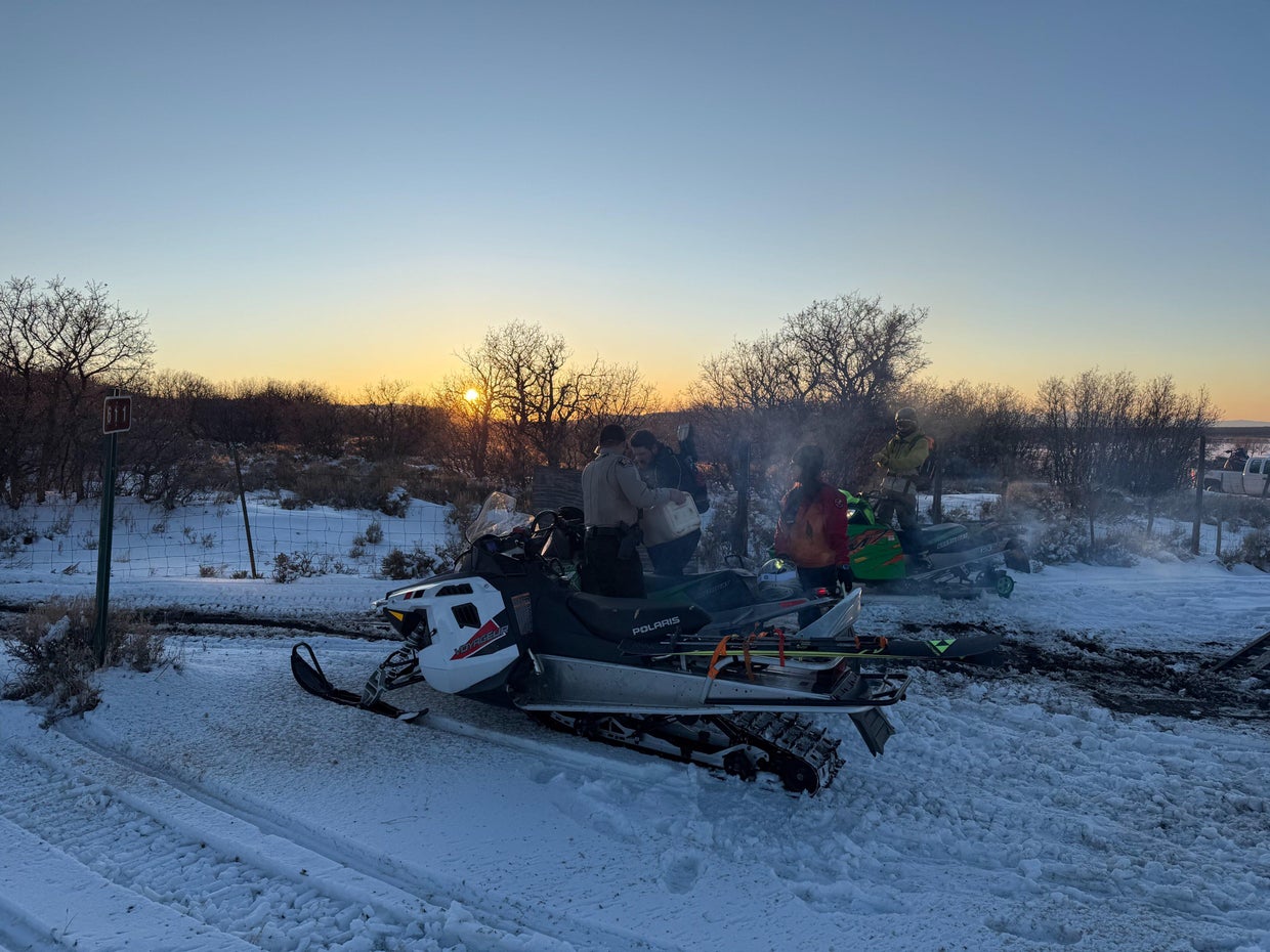 san-miguel-snowmobiler-rescue4.jpg 