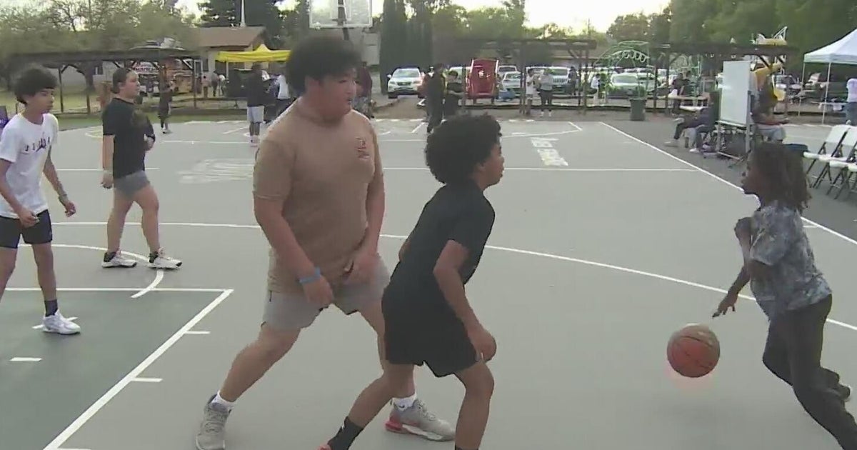 South Sacramento basketball tournaments helps keep teens out of trouble