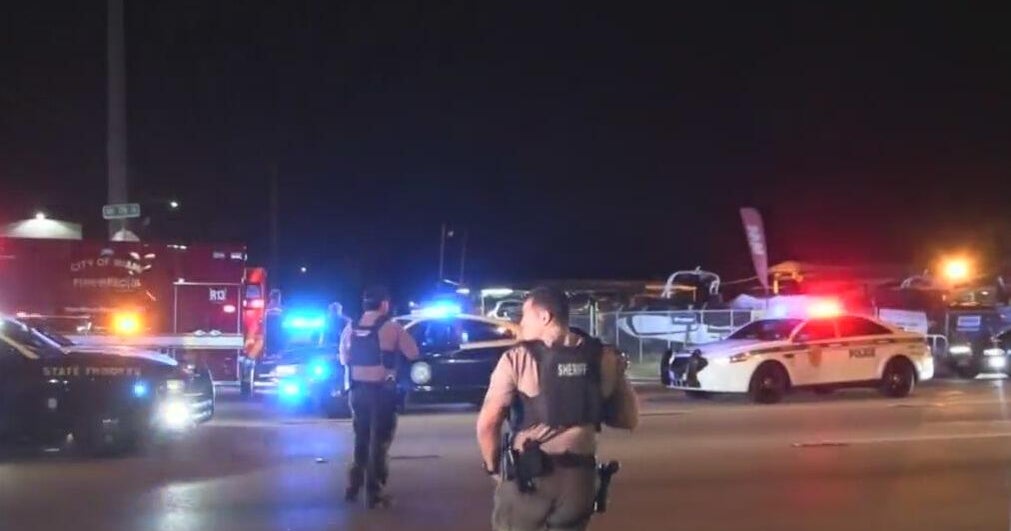 FHP trooper hospitalized after Miami crash - CBS Miami