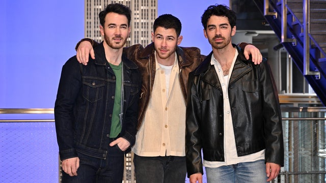 US-ENTERTAINMENT-EMPIRE STATE-JONAS 