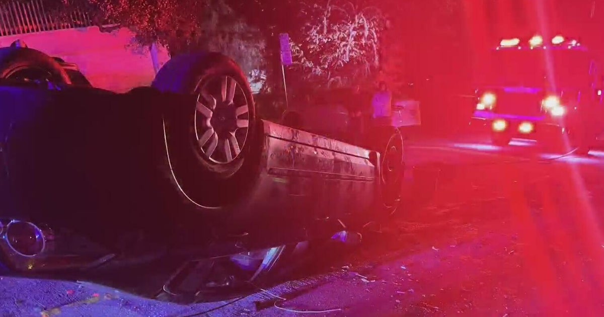 5 injured in late-night rollover crash in San Francisco - CBS San Francisco