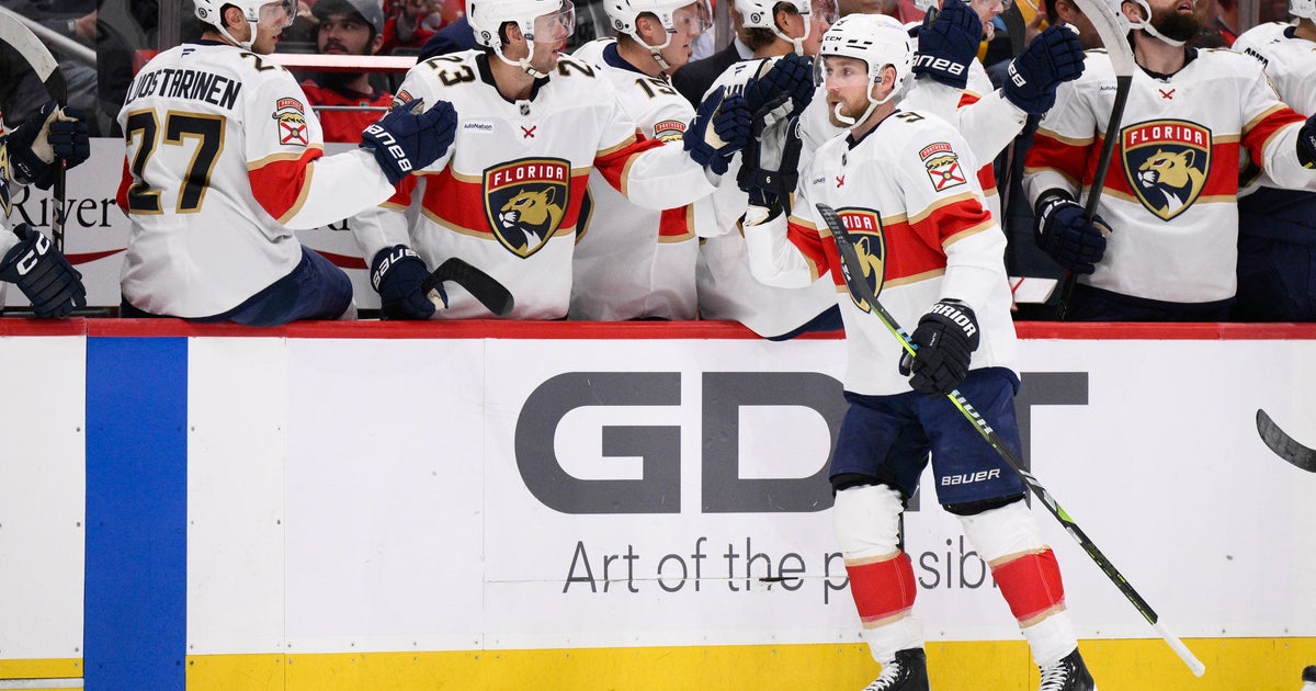 Defending Stanley Cup champs Panthers keep winning, even without some star players Defending Stanley Cup champs Panthers keep winning, even without some star players
