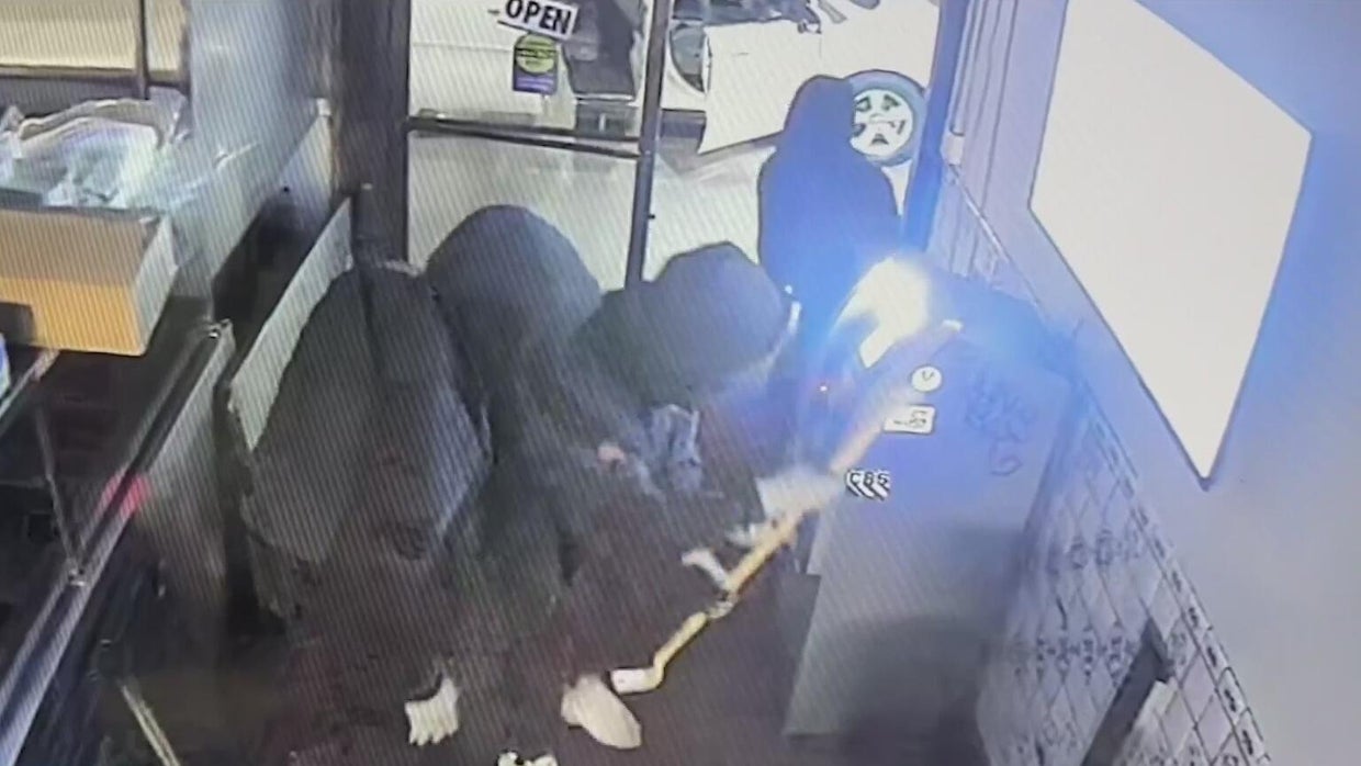 sf-taqueria-burglary-032525.jpg 