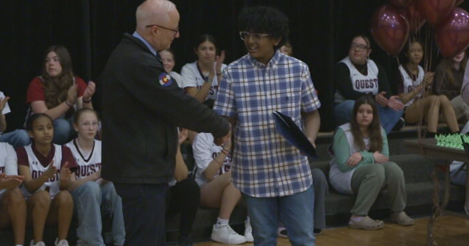 Colorado 7th grader headed to National Spelling Bee honored by Aurora mayor