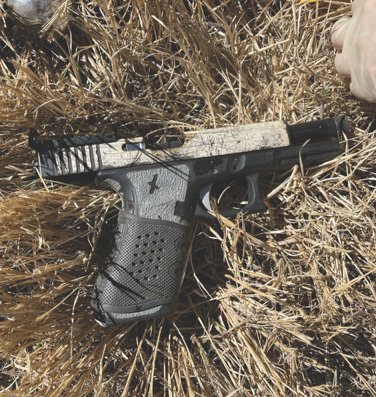 aurora-chase-gun-recovered-apd.png 