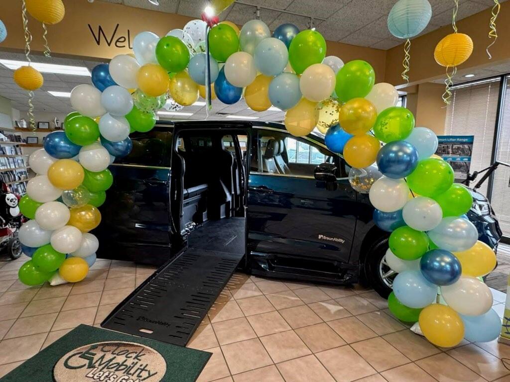 Michigan family gifted new van for young girl fighting cancer 