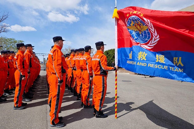 ترسل الصين فريق إنقاذ مكون من 82 عضوًا إلى ميانمار بعد زلزال مميت