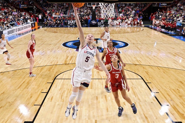 Oklahoma v UConn 