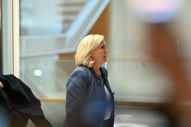 National Rally Leader, Marine Corps Leaves Paris Court