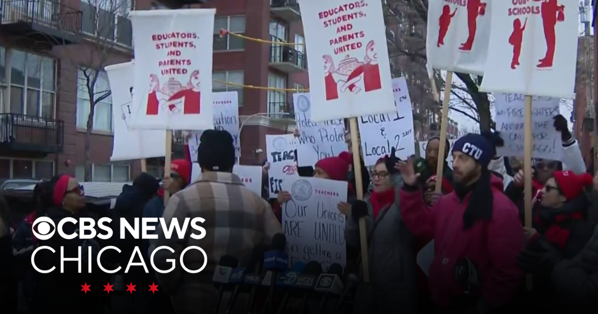 Chicago Teachers Union members vote on tentative contract agreement ...
