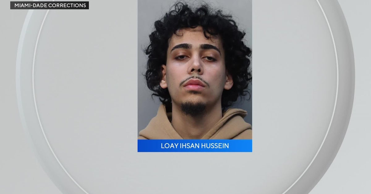 Social media, GPS link Miami man to ramming of police vehicle during street takeover, investigators say Social media, GPS link Miami man to ramming of police vehicle during street takeover, investigators say