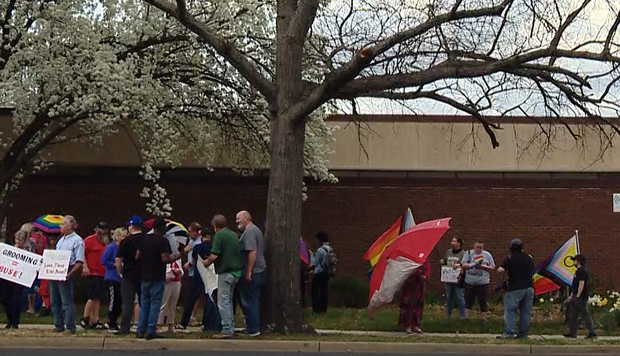 protest3.png 