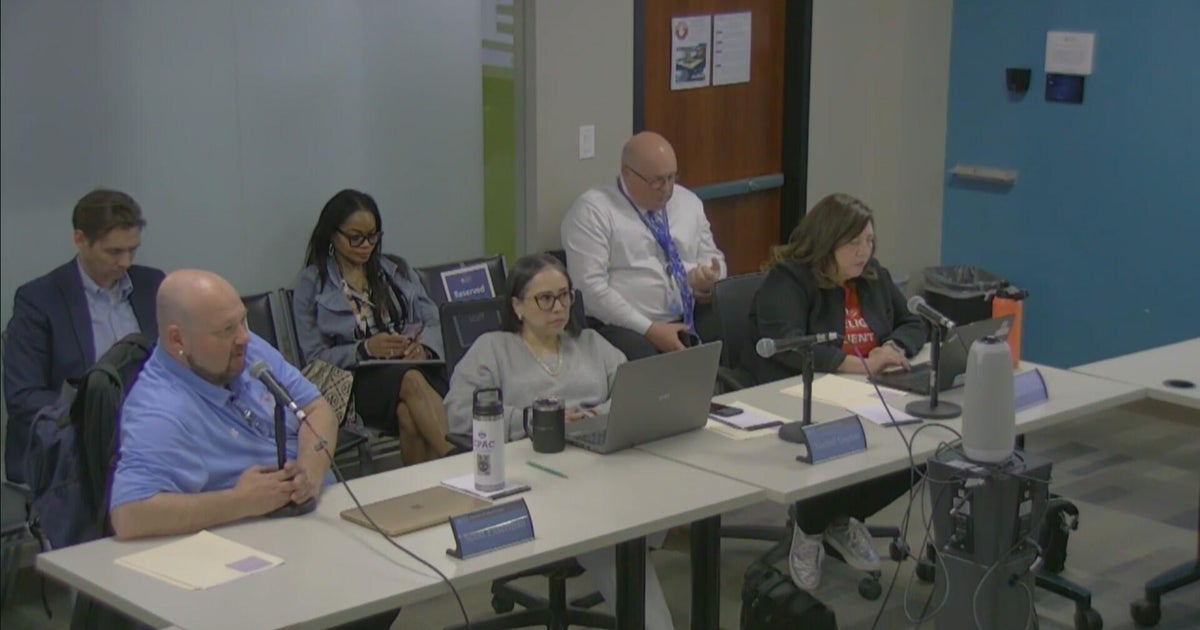DPS parents scrutinize school board moves on superintendent's contract ...