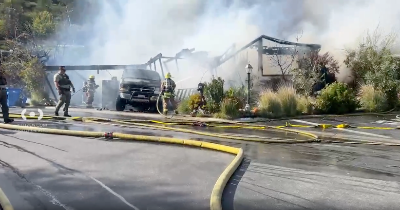 Woman dies after fire engulfs Calabasas mobile home - CBS Los Angeles