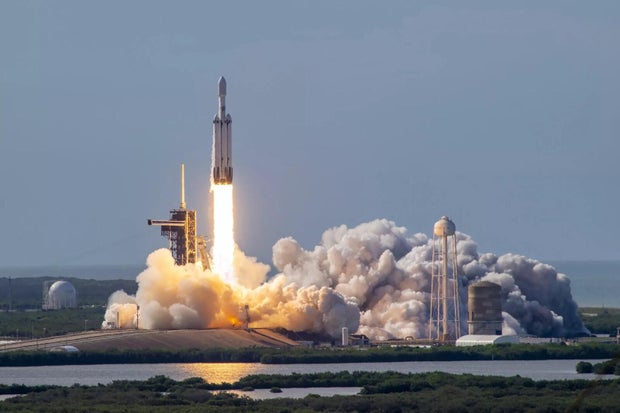 Liftoff of GOES-U (GOES-19) 