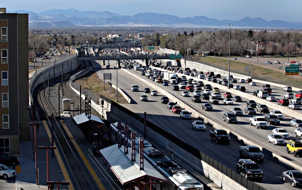 Traffic on I25 in Denver