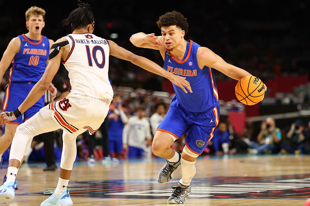 Florida edges Auburn in Final Four to advance to NCAA title game 1 NCAA Men's Basketball Tournament - Final Four - San Antonio