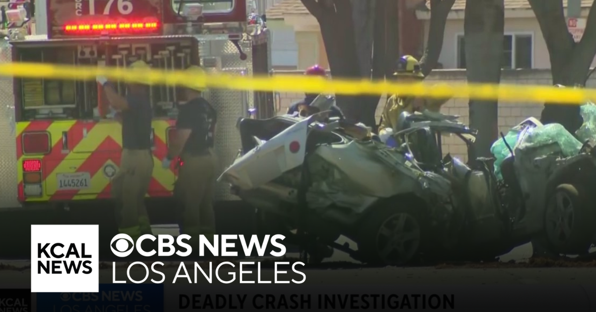 4 dead, 2 injured after car collides with tree in Santa Ana - CBS Los ...