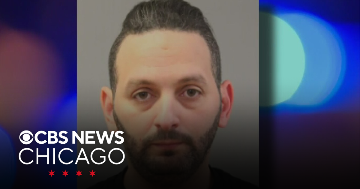 Man charged in multiple Chicago sex assaults dating back to 2022 - CBS Chicago