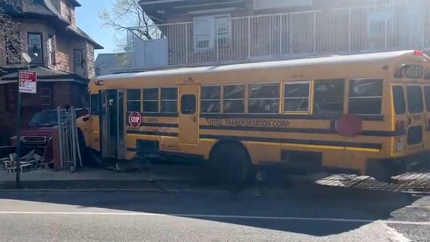 brooklyn-school-bus-crash-1.jpg 