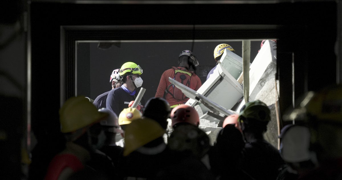 Dominik Cumhuriyeti, Santo Domingo'da Jet Set Set Gece Kulübü Çatı Çöküşünün Hayatta Kalanları Bulma Umutları