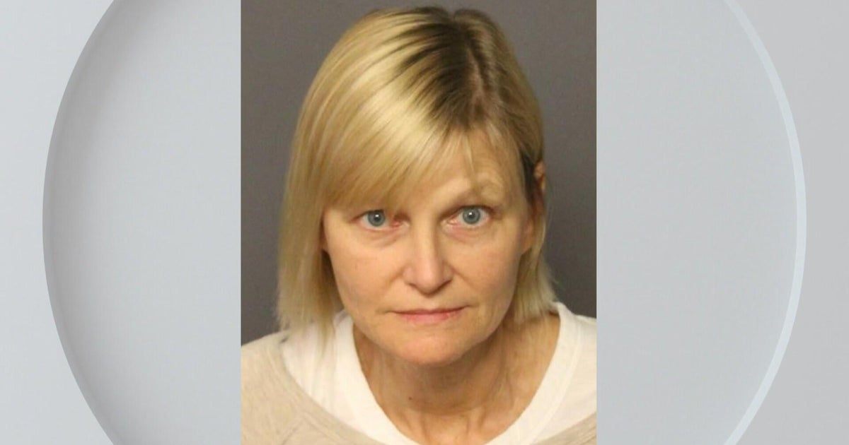 Colorado woman accused of using fake psychology degree pleads guilty to several charges - CBS Colorado