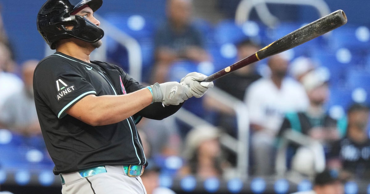 Diamondbacks hit 4 homers to beat Marlins 6-2 Diamondbacks hit 4 homers to beat Marlins 6-2
