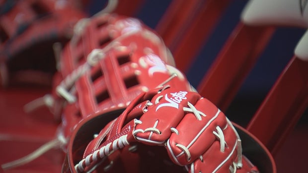strahm-baseball-gloves.jpg 