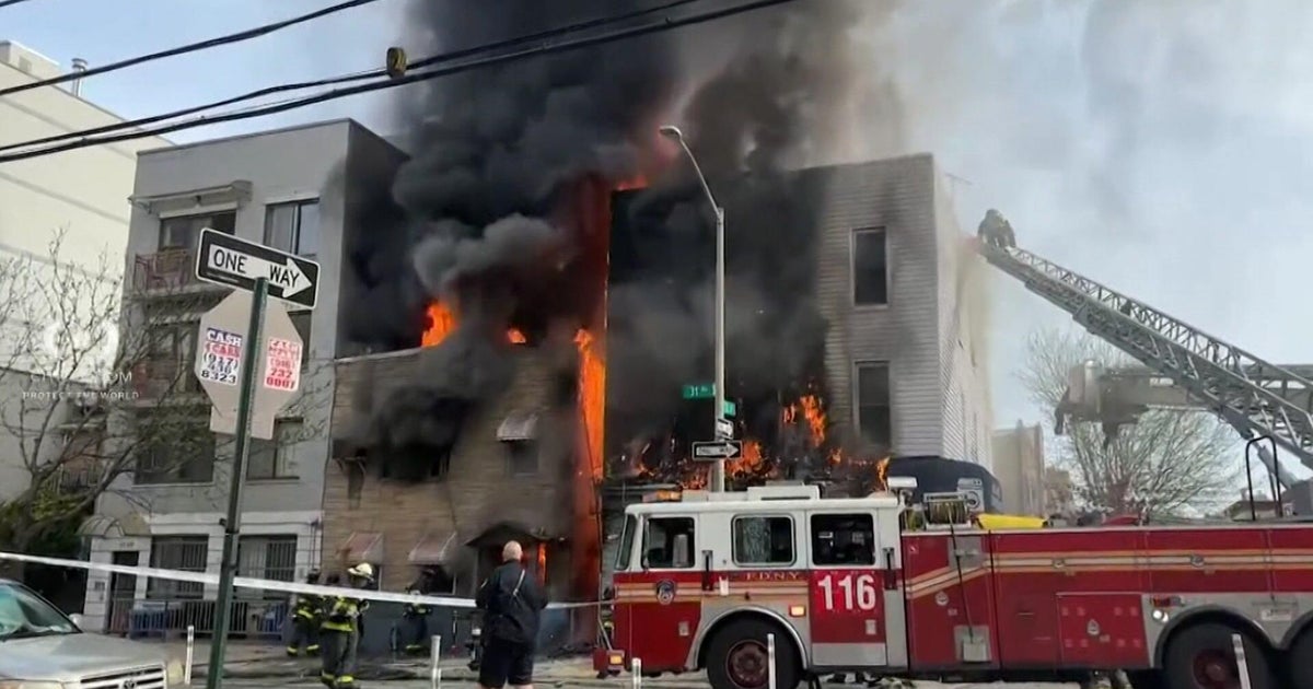 Large fire in Astoria, Queens damages 2 buildings, 4 people injured