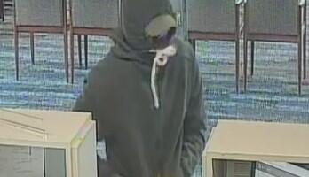 FBI working to identify man wanted in Aurora, Illinois bank robbery ...