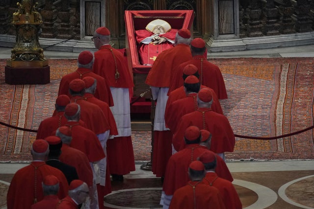 VATICAN-RELIGION-POPE 