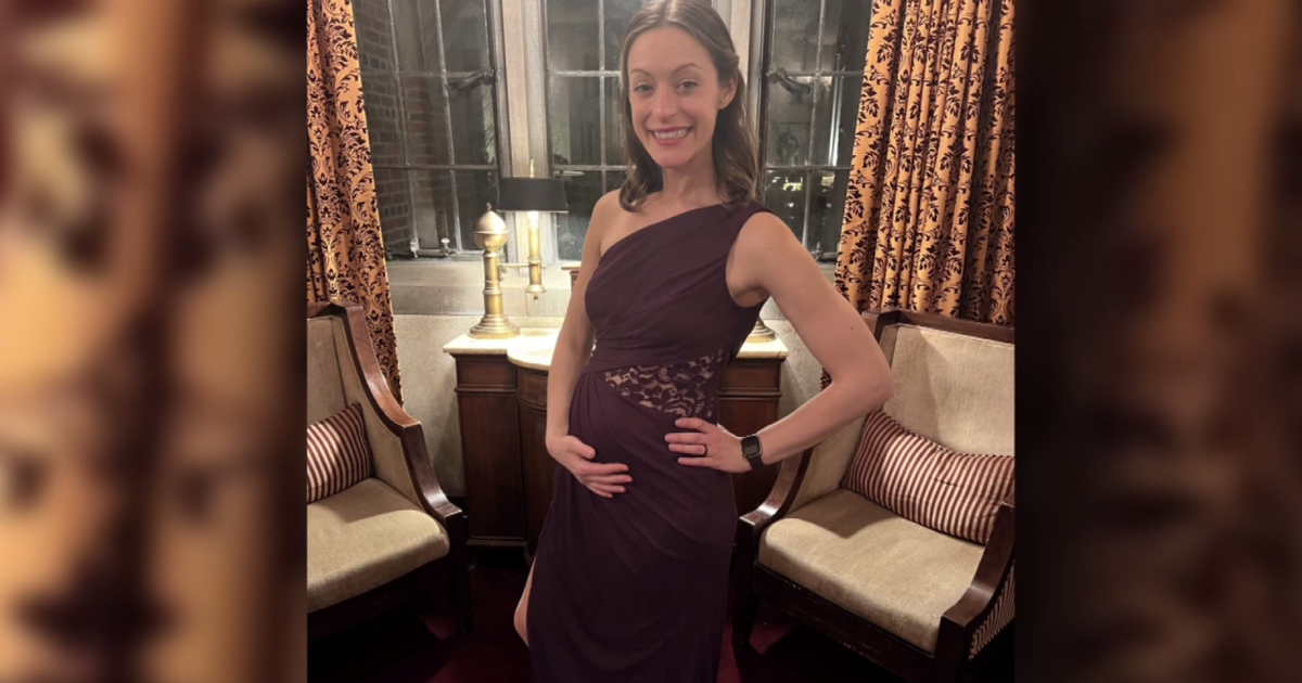 After struggling to conceive herself, Chicago woman now gives back as gestational surrogate After struggling to conceive herself, Chicago woman now gives back as gestational surrogate