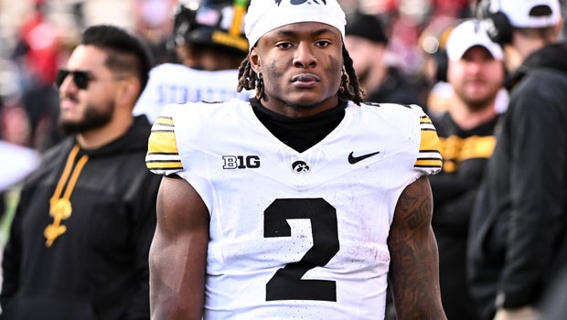 Rookie NFL Players Johnson Impressing in Steelers, Buccaneers Camps