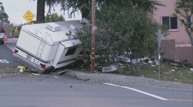 rv-power-pole.png 