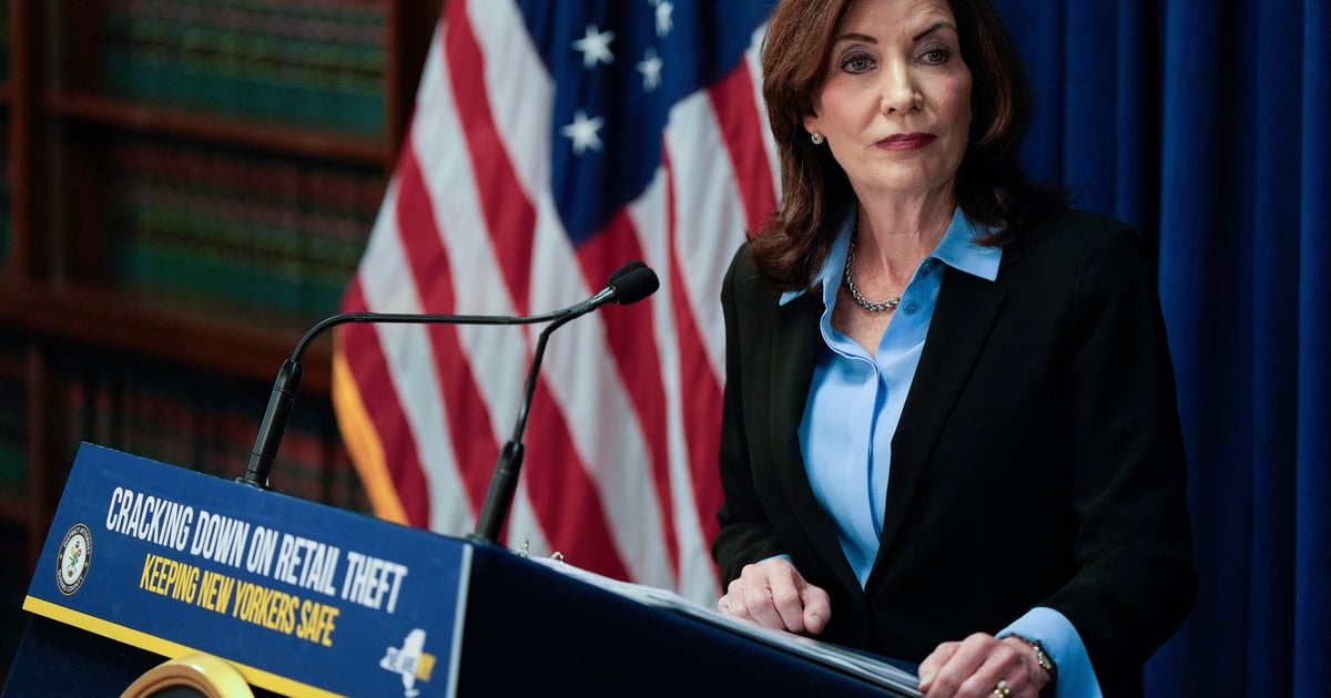 NYS budget deal includes "bell-to-bell" school cellphone ban. Here's how it would work.