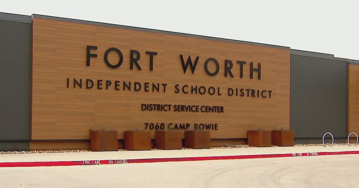 Fort Worth ISD plans to close 10-17 schools amid budget crisis