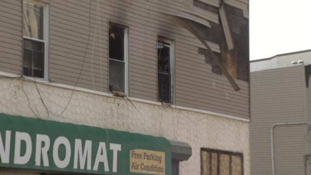 fan-am-vo-jersey-city-l-wcbsdrd0-hi-res-still.jpg 