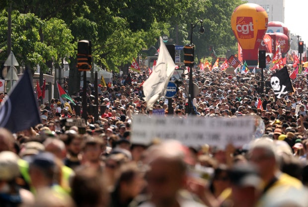 FRANCE-POLITICS-SOCIAL-LABOUR-MAY DAY-DEMO