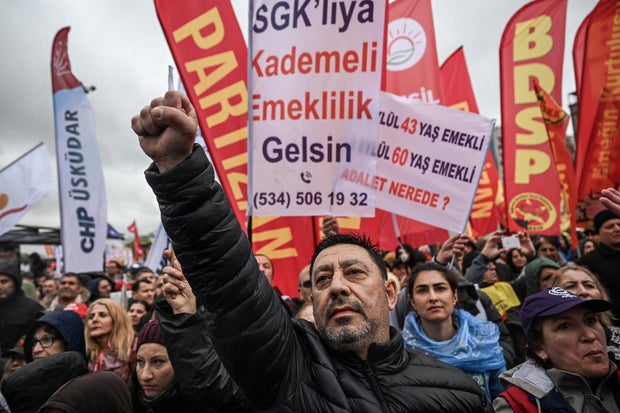 Turkish Politics - Social Labor - Moore - Mosesy Demo