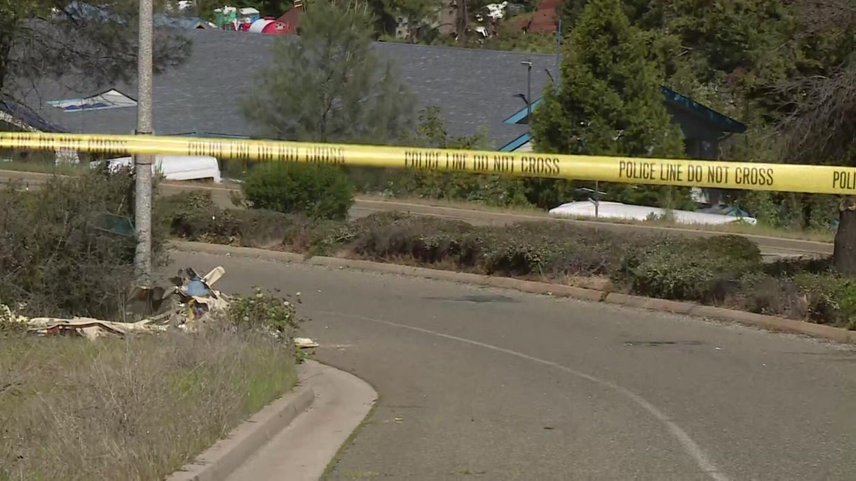 Pilot dies in Grass Valley plane crash near Nevada County Airport - CBS ...