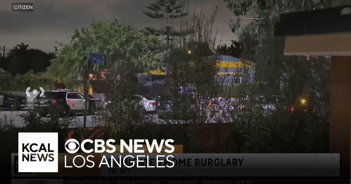 Burglary suspect hits Del Rey home being fumigated - CBS Los Angeles