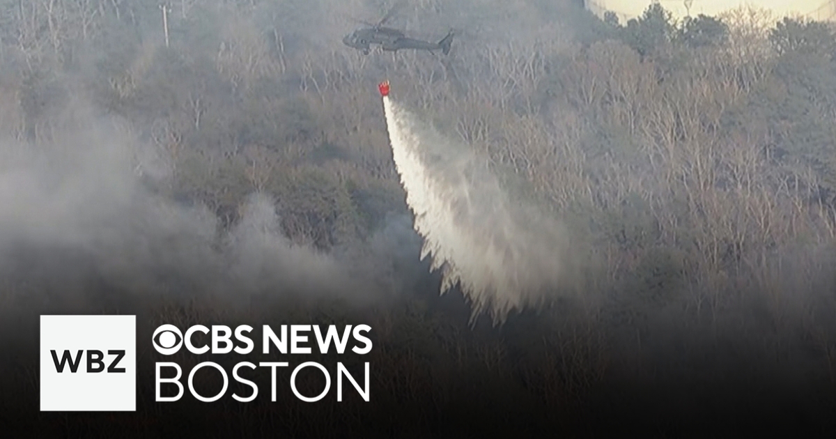 Thick smoke from Cape Cod brush fire seen for miles - CBS Boston