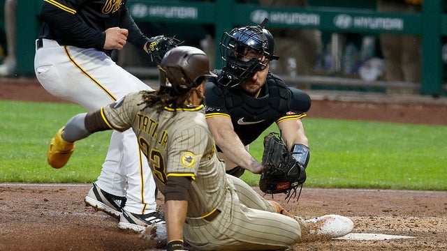 San Diego Padres v Pittsburgh Pirates 