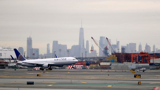 Newark Airport-Flight Delays 