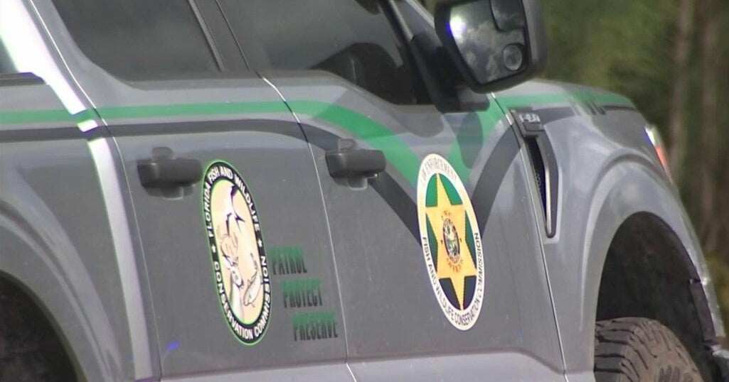 Bear attack kills man, dog in Collier County, authorities say – CBS News